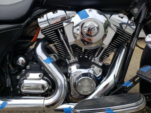 2010 HARLEY-DAVIDSON FLHX 1HD1KB418AB605580