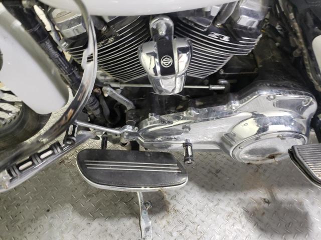 2017 HARLEY-DAVIDSON FLHXS STRE 1HD1KRC18HB641967