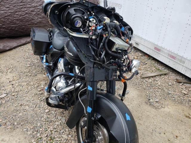 2010 HARLEY-DAVIDSON FLHX 1HD1KB418AB605580