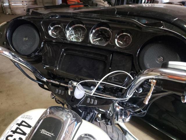 2022 HARLEY-DAVIDSON FLHXS 1HD1KRP19NB602228