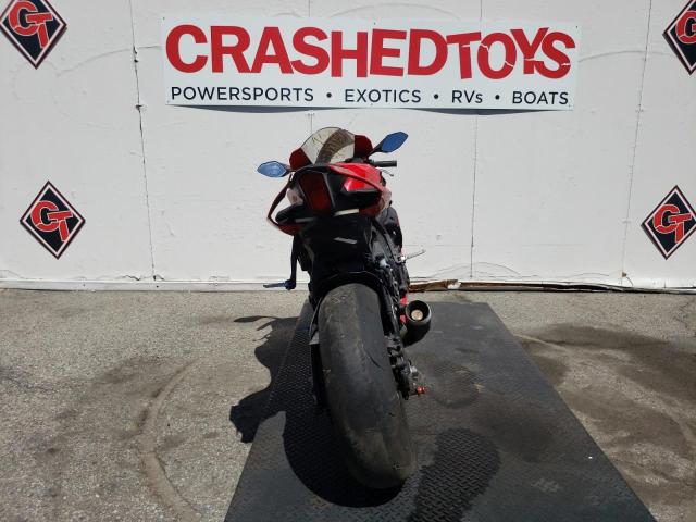 2019 YAMAHA YZFR1 C JYARN39Y8KA001828