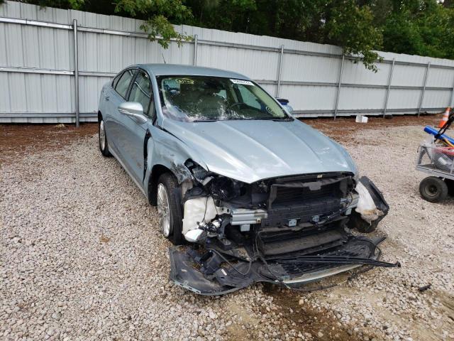 Фото: 3FA6P0PU3DR232098 - 1