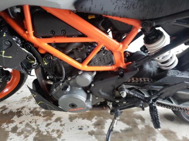 2021 KTM 390 DUKE MD2JPJ407MC242749