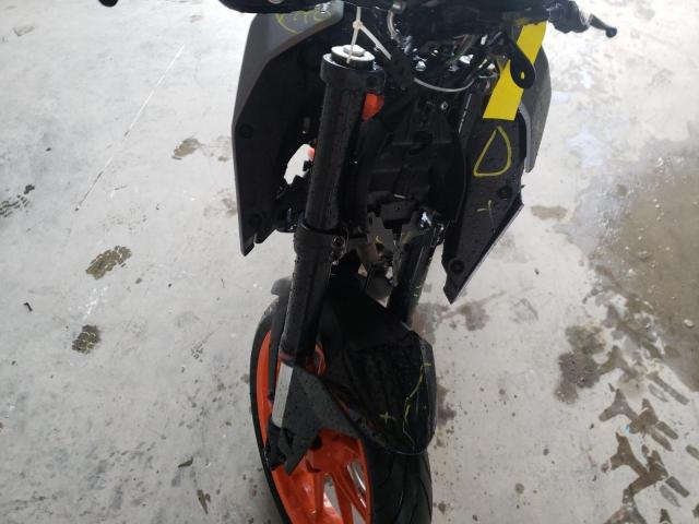 2021 KTM 390 DUKE MD2JPJ407MC242749