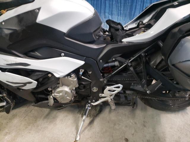 2016 BMW S 1000 XR WB10D1309GZ462565