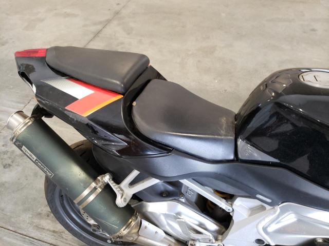 2004 APRILIA RSV 1000 R ZD4RRU0064S000068