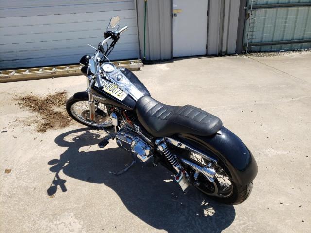 2011 HARLEY-DAVIDSON FXDC 1HD1GV411BC317575