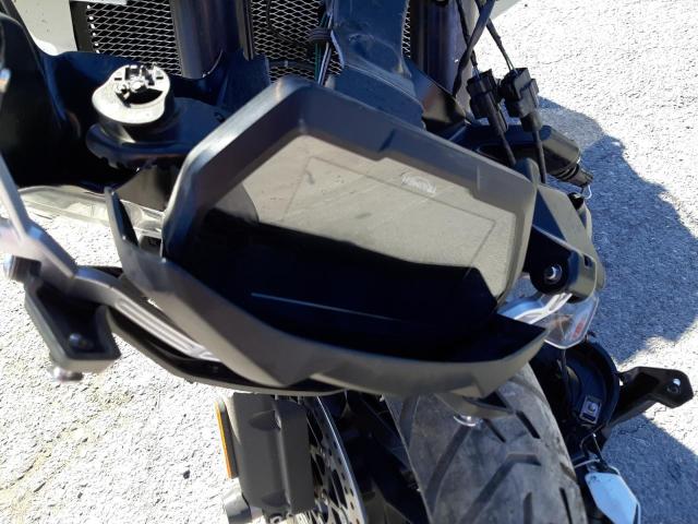 2019 TRIUMPH MOTORCYCLE EXPLORER X SMTF44XB2KJ919705