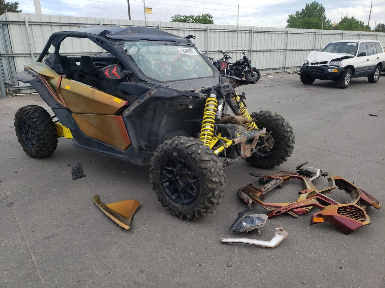 3JBVGAY44JK000272 CAN-AM MAVERICK 2018