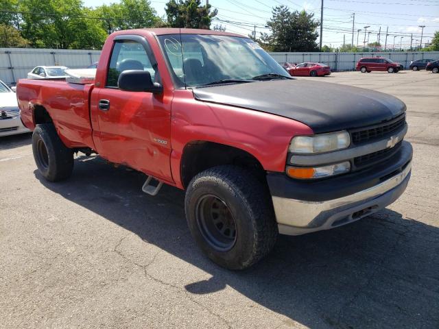 Salvage cars for sale from Copart Moraine, OH: 2000 Chevrolet Silverado
