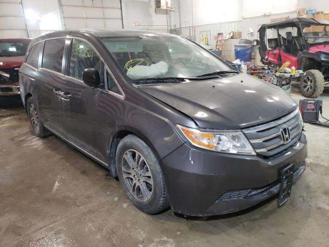 Salvage cars for sale from Copart Columbia, MO: 2013 Honda Odyssey EX