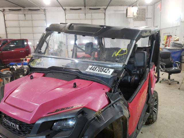 2016 HONDA SXS1000 M5 1HFVE042064004917