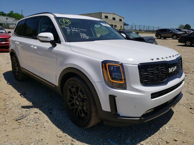 Kia Telluride Glacier White