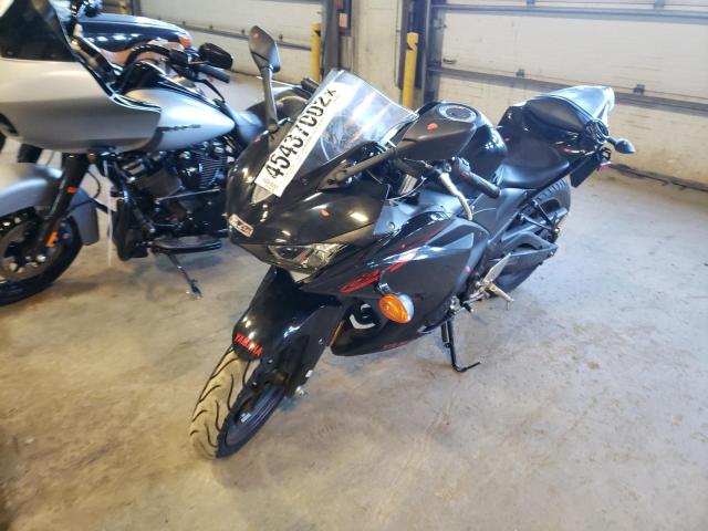 2015 YAMAHA YZFR3 MH3RH06YXFK002477