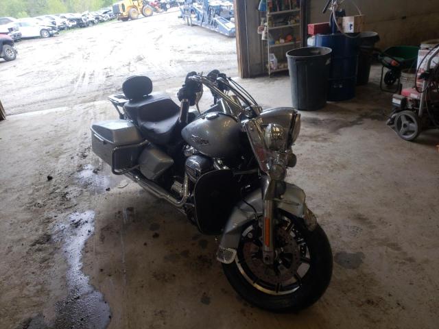 Salvage cars for sale from Copart Warren, MA: 2019 Harley-Davidson Flhr