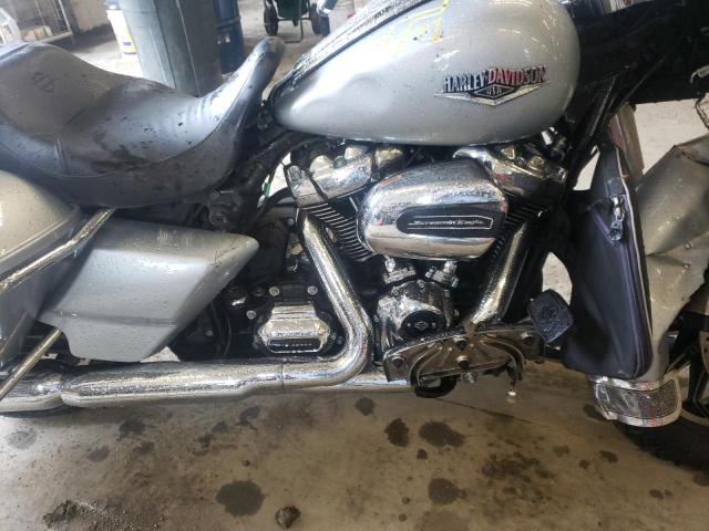2019 HARLEY-DAVIDSON FLHR 1HD1FBC19KB626784