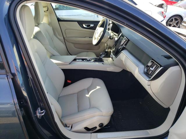 2020 VOLVO V60 T5 MOM YV1102EK1L2358513