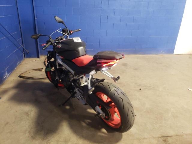 2021 APRILIA TUONO ZD4KSUE08MS000359