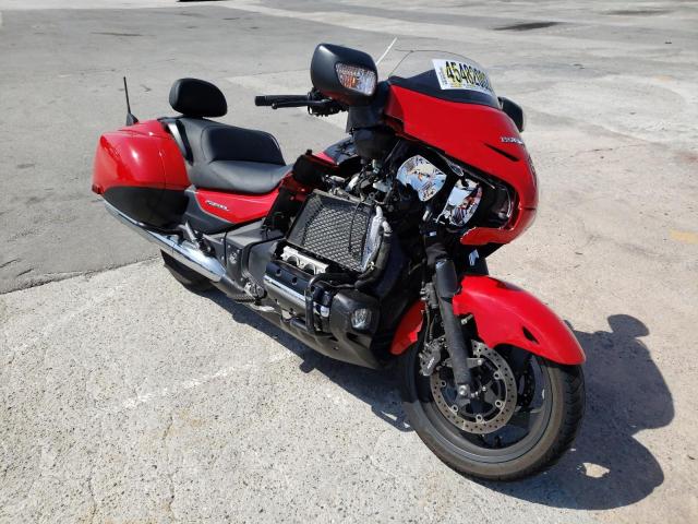Salvage cars for sale from Copart Sun Valley, CA: 2013 Honda GL1800 B