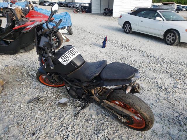 2017 KTM 390 DUKE MD2JPJ401HC210126