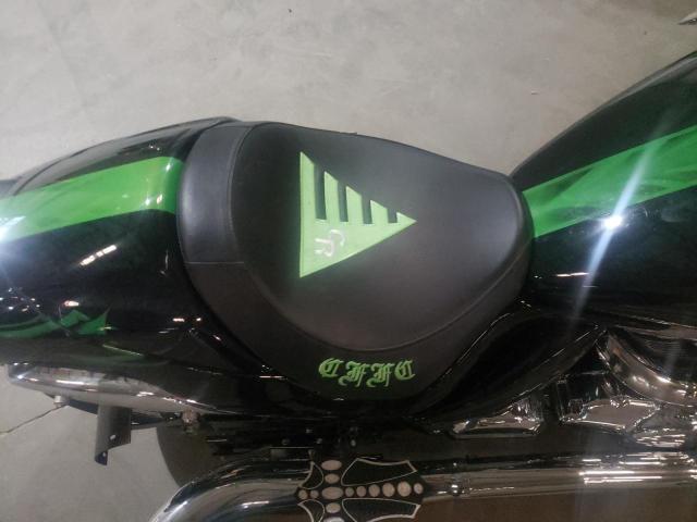 2006 SUZUKI M109R / VZ JS1VY53A462100724