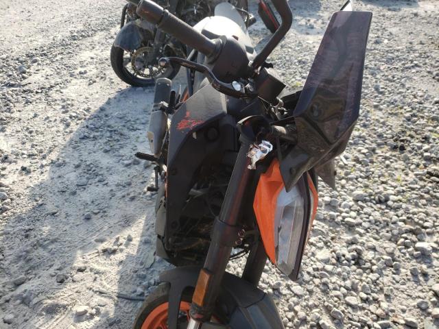 2017 KTM 390 DUKE MD2JPJ401HC210126