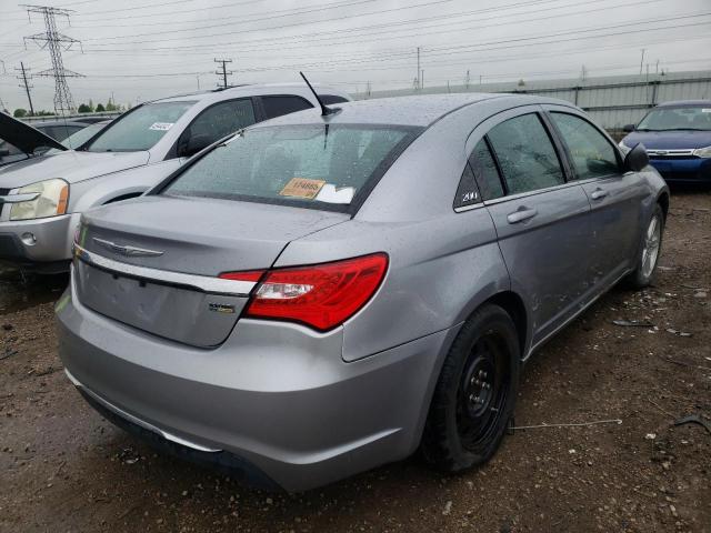 Sedans CHRYSLER 200 2014 Srebrny