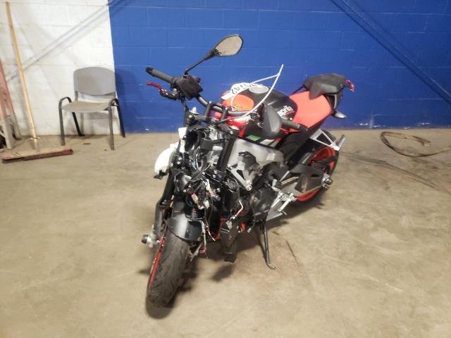 2021 APRILIA TUONO ZD4KSUE08MS000359