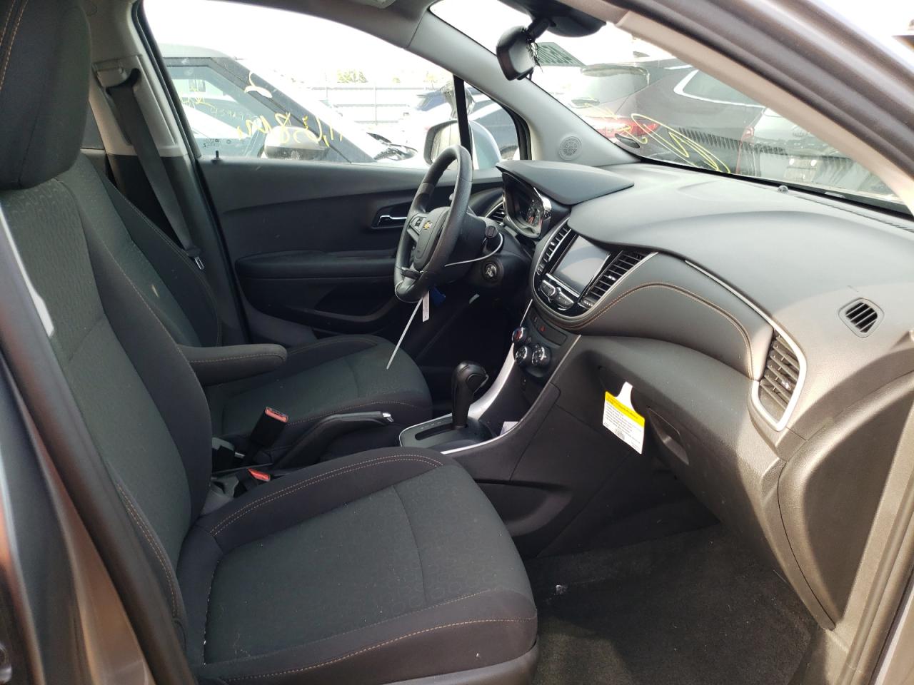 3GNCJKSB3LL226147 CHEVROLET TRAX 2020