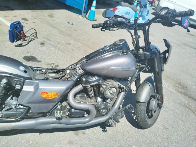 2017 HARLEY-DAVIDSON FLHRXS 1HD1KVC65HB656379