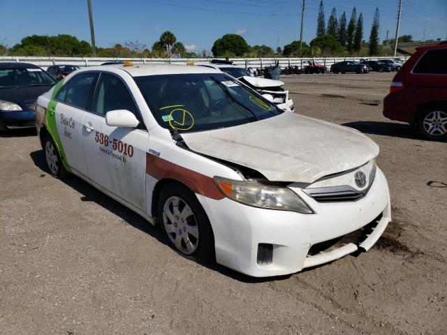 2011 Toyota Camry Hybrid en venta en Miami, FL
