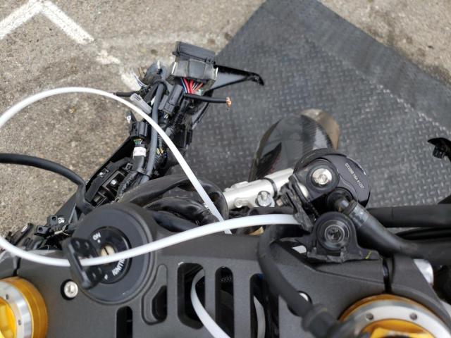 2017 YAMAHA YZFR1M JYARN40E2HA000725
