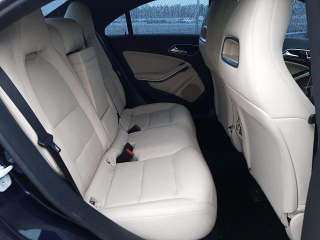 2018 MERCEDES-BENZ CLA250 WDDSJ4GB1JN502465