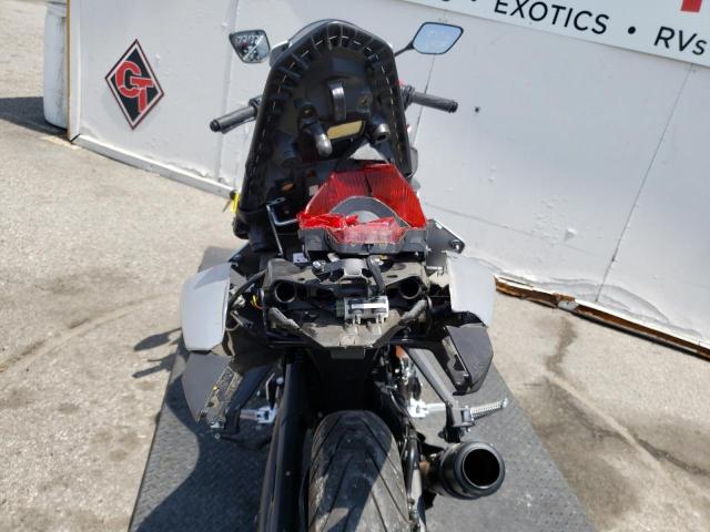 2020 YAMAHA YZFR3 A MH3RH18YXLK004227