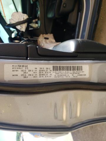2019 JEEP GRAN CHER 1C4RJFBG5KC765756