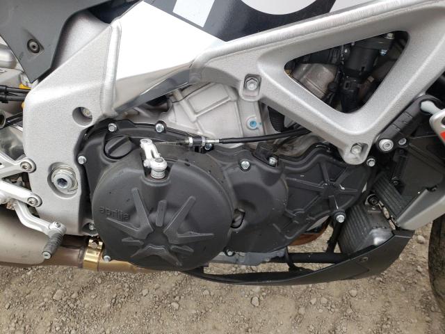 2017 APRILIA TUONO V4 1 - ZD4KGUA00HS000210