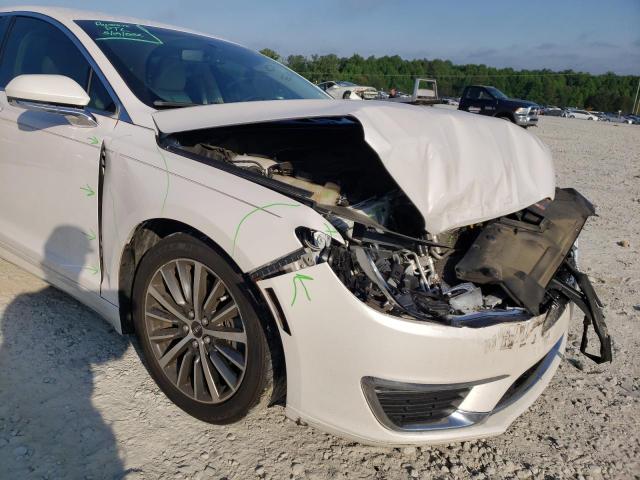 2017 LINCOLN MKZ PREMIE 3LN6L5A94HR644104