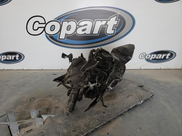 2021 YAMAHA YZFR3 A MH3RH18Y1MK005882