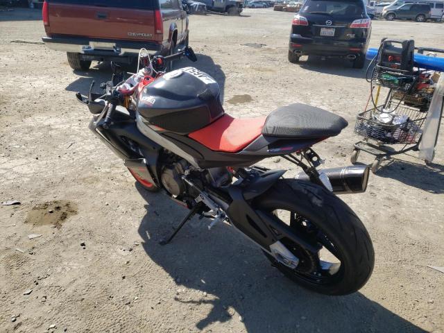 2021 APRILIA MOTORCYCLE ZD4KSUA01MS000676