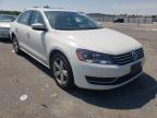 2013 VOLKSWAGEN  PASSAT