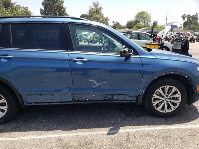 Фото: 3VV0B7AX4JM099663 - 9