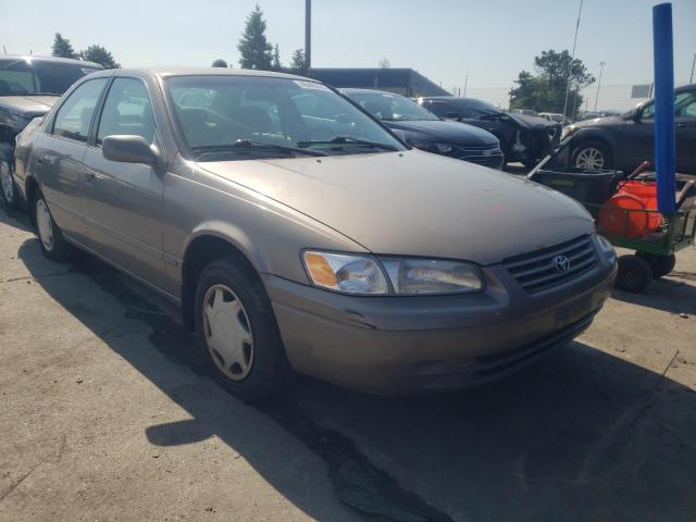 Salvage cars for sale from Copart Woodhaven, MI: 1999 Toyota Camry CE