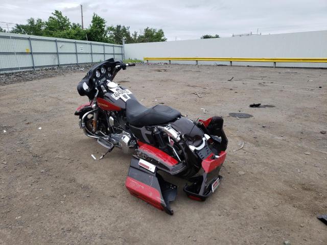 2010 HARLEY-DAVIDSON FLHX 1HD1KB418AB635226