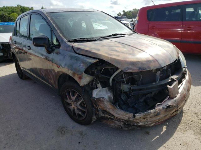 Фото: 3N1BC13E99L450598 - 1