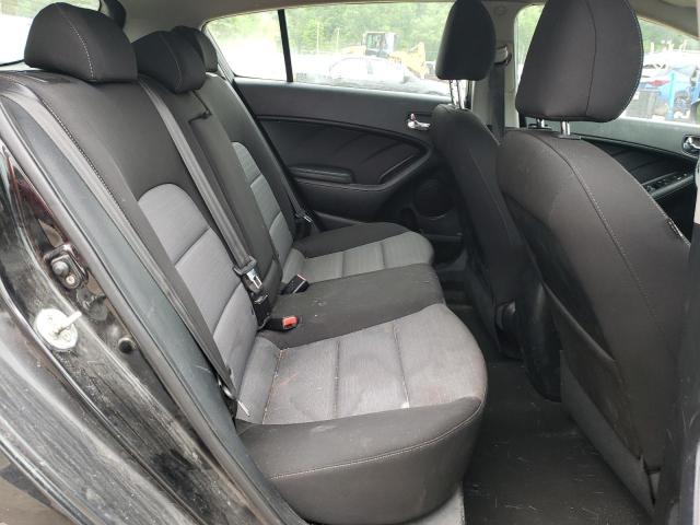 KNAFX5A8XG5627628 KIA FORTE EX