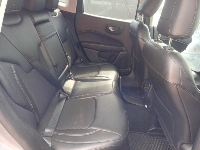 3C4NJDBB6JT366817 Jeep Compass Latitude