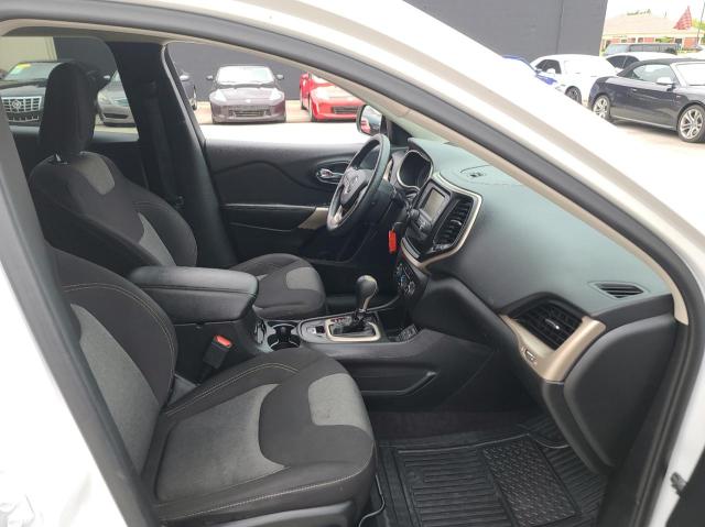 1C4PJLCB7JD566743 Jeep Cherokee L 2018. Фото: 4