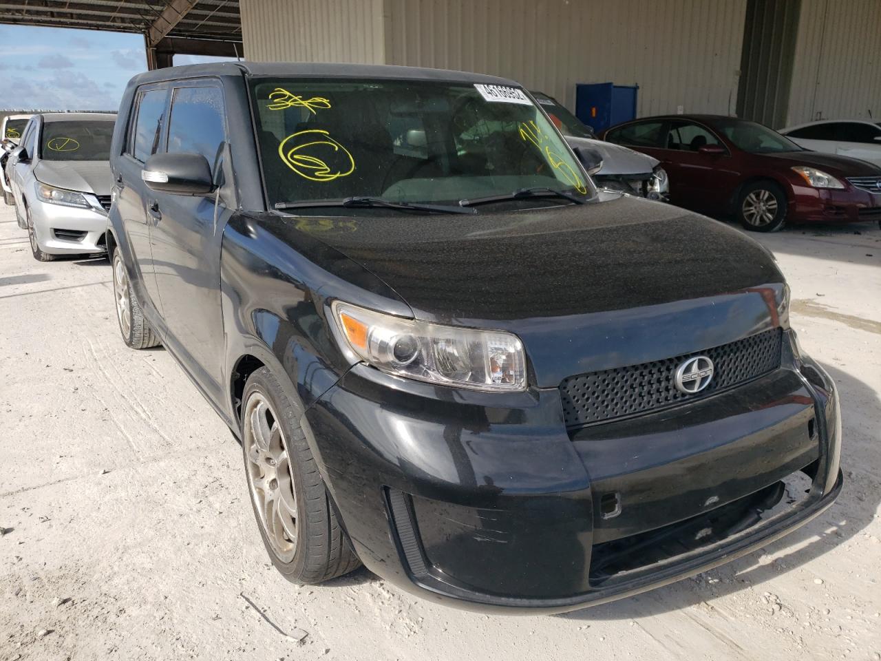 Scion XB 2009