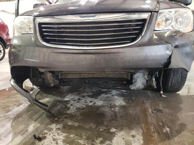 Фото: 2C4RC1BGXFR534586 - 9