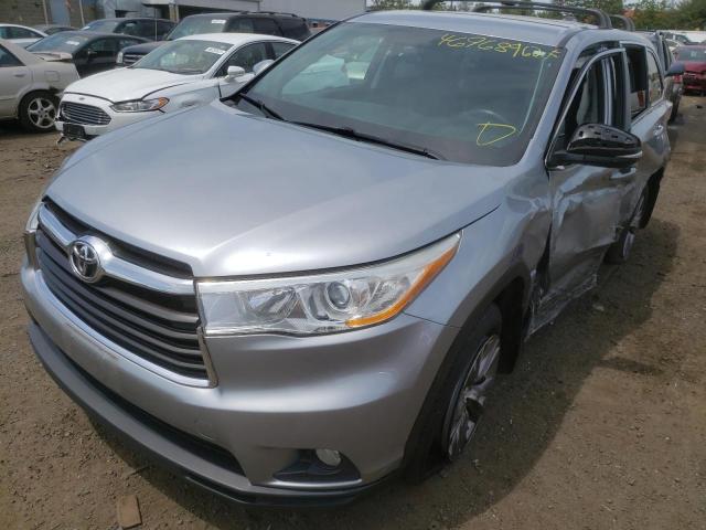 VIN 5TDBKRFH5ES021600 2014 Toyota Highlander, LE no.2